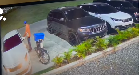 Denuncian Robo De Vehículo En El Residencial Monumental
